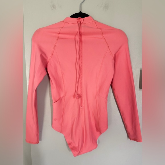 Lululemon Long Sleeve Zip Back -Paddle Suit Medium Bum Coverage - Picture 4 of 5